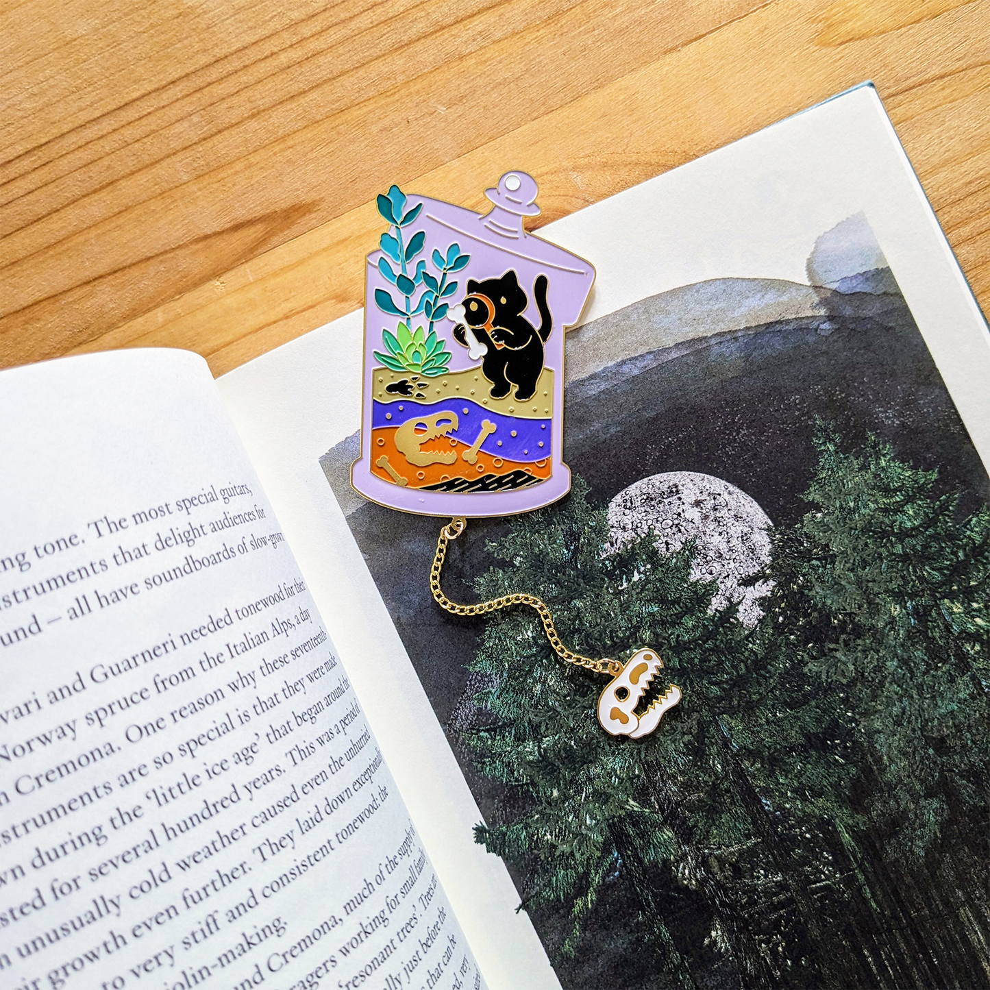 Terrarium Cat Bookmark - Explorer Cat